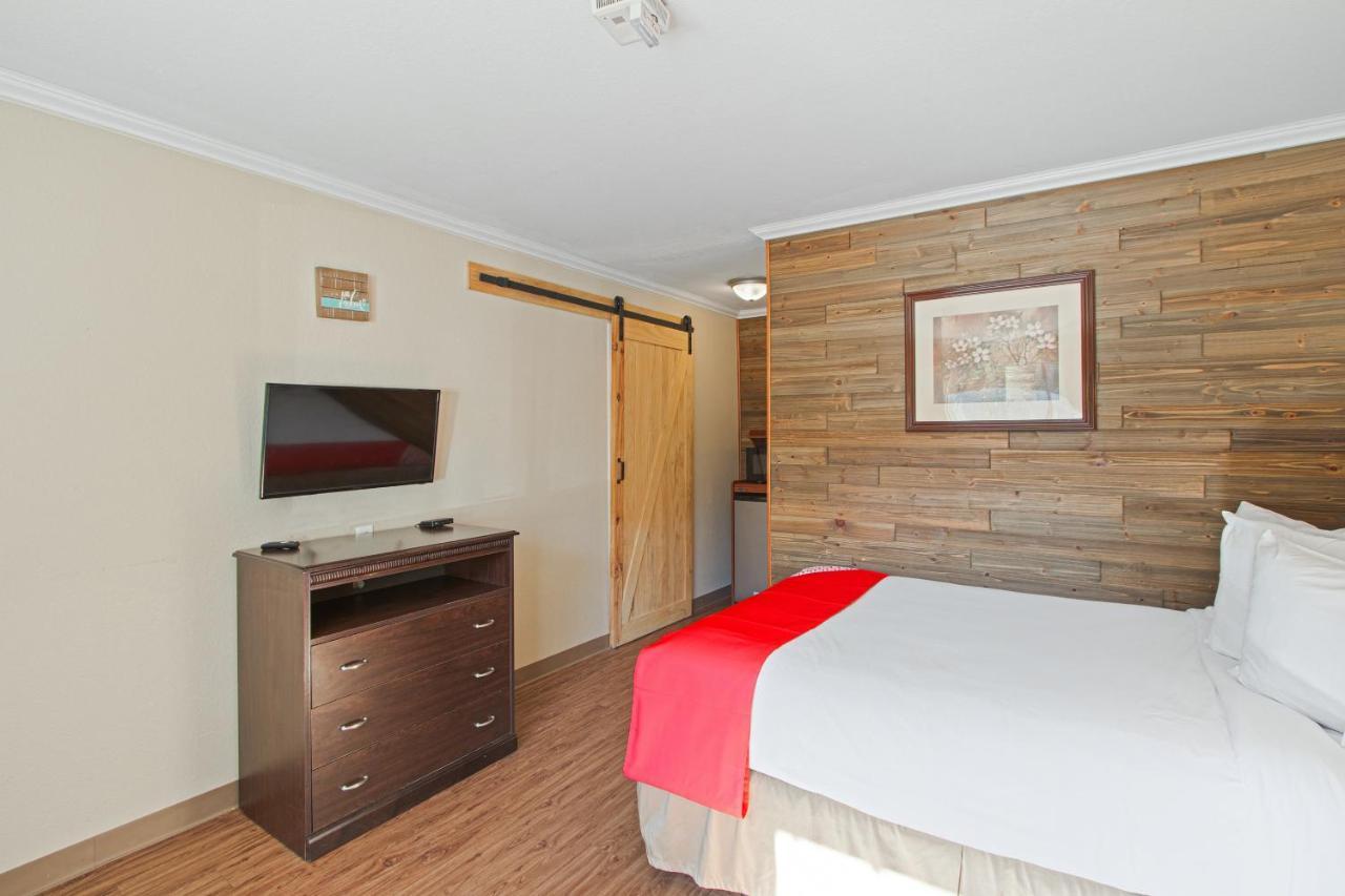 Capital O Hotel Richmond Hill/Savannah Area I-95 ภายนอก รูปภาพ